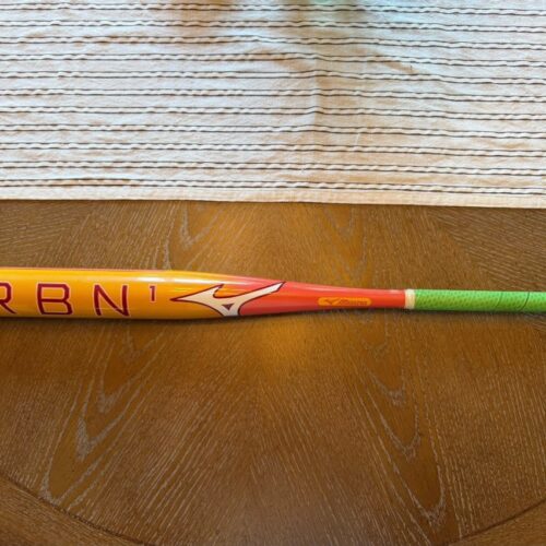 2025 “Sweet Peach” Mizuno F24 CRBN1 Composite Bat